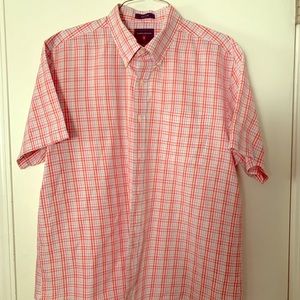 Men’s short sleeve button down